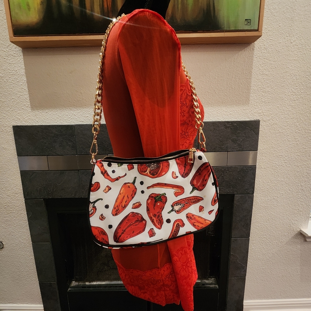 Red Chili Pepper Purse Handbag Gold Chain CUTE Fiesta Mexican Festival